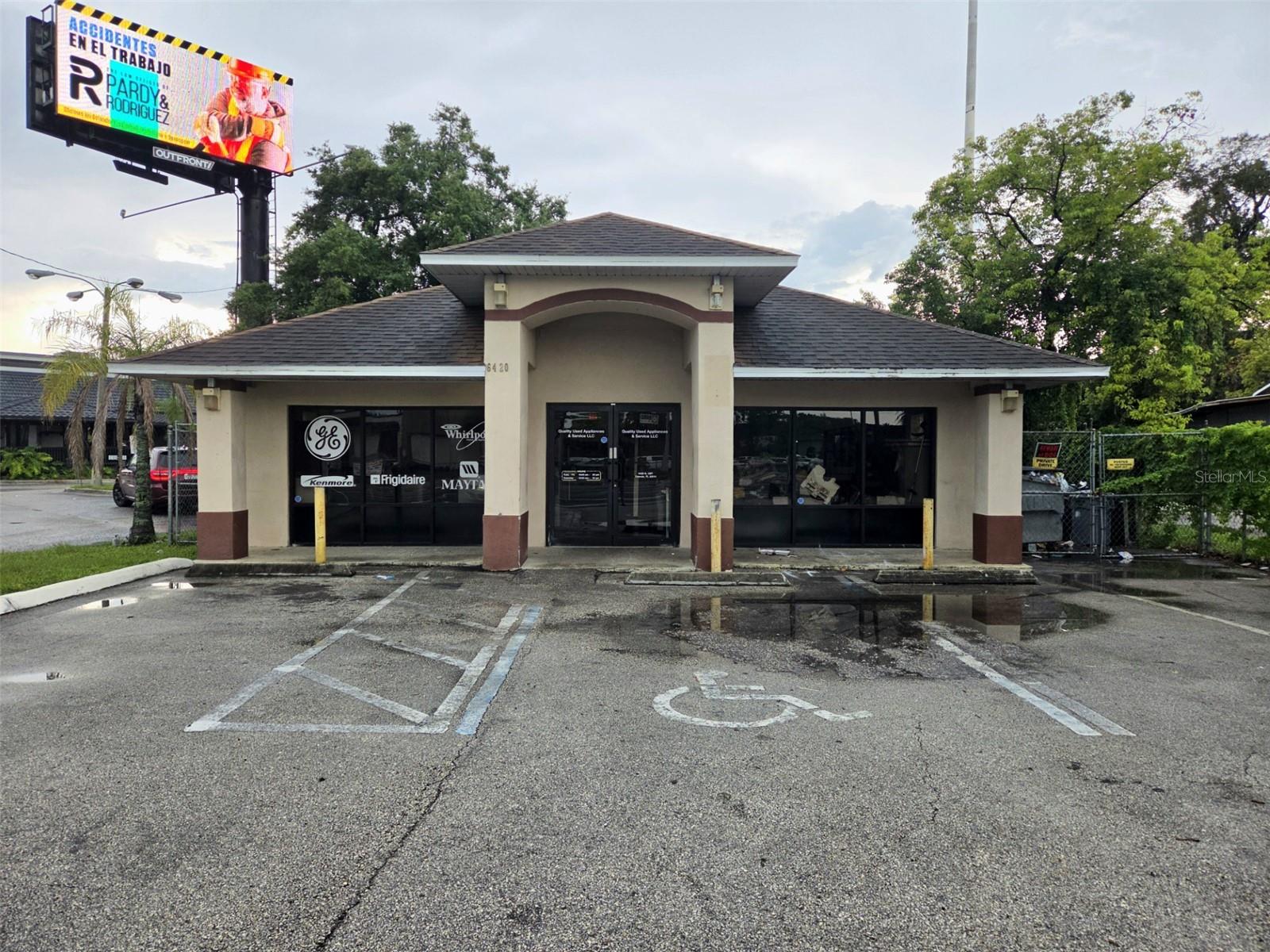 Photo of 6420 N ORANGE BLOSSOM TRAIL ORLANDO FL 32810