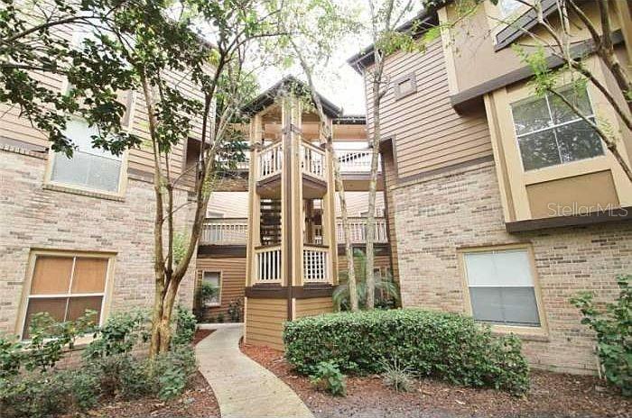 Photo of 470 S PIN OAK PLACE #218 LONGWOOD FL 32779