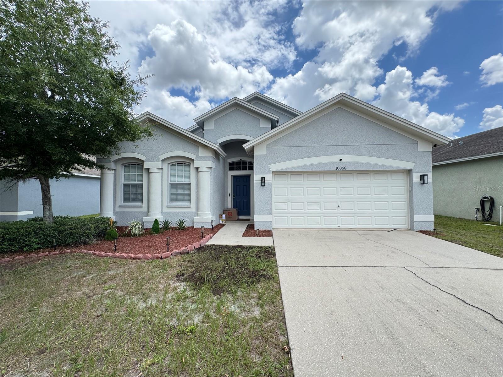 Photo of 10868 STANDING STONE DRIVE WIMAUMA FL 33598