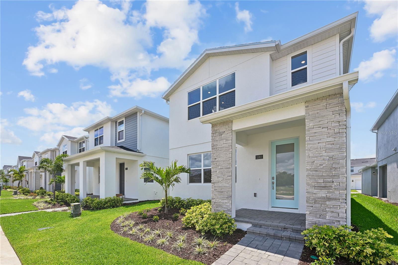 Photo of 1582 RIDGEBACK DRIVE APOPKA FL 32703