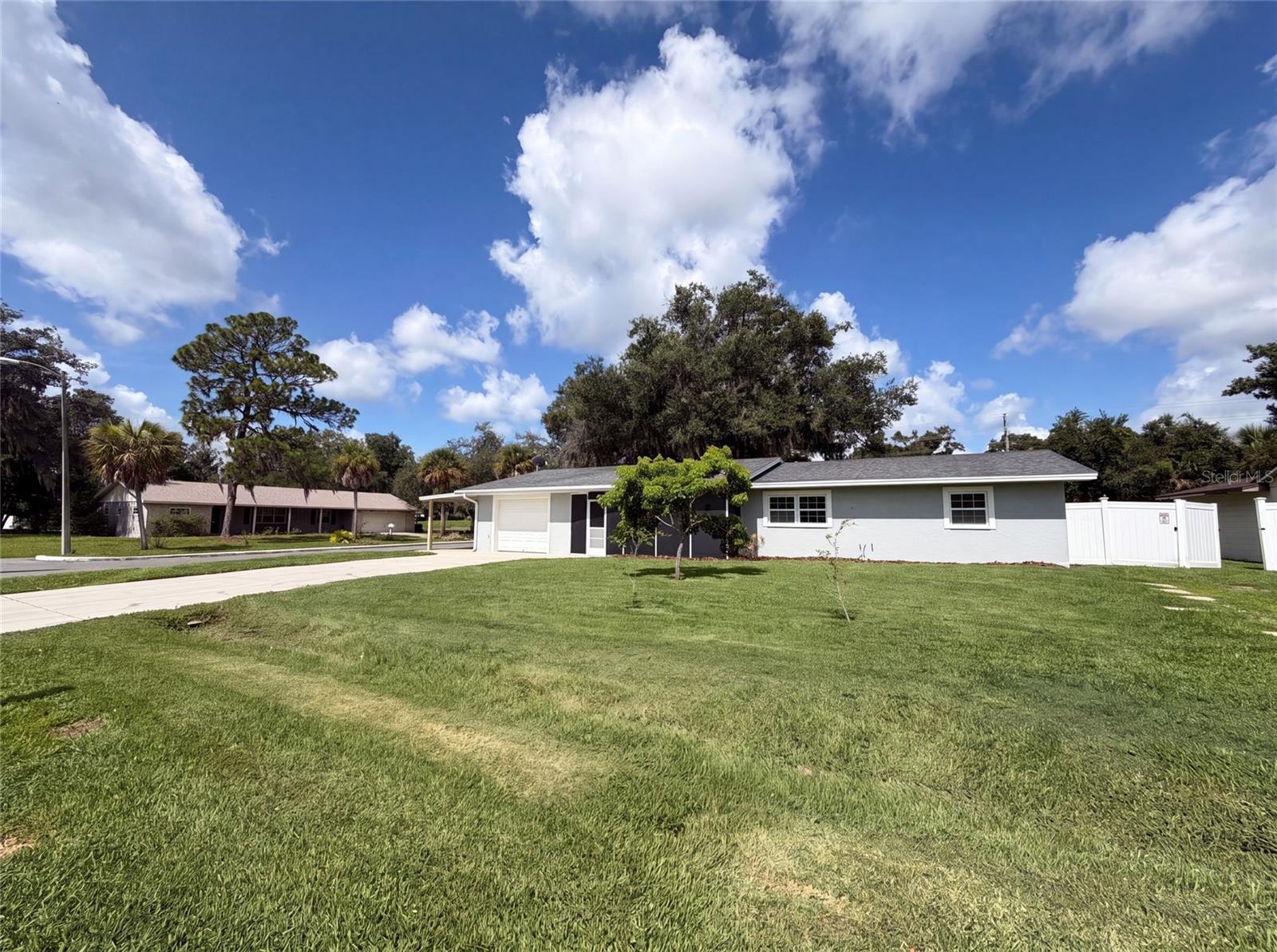 Photo of 1823 LORI LANE LAKELAND FL 33801