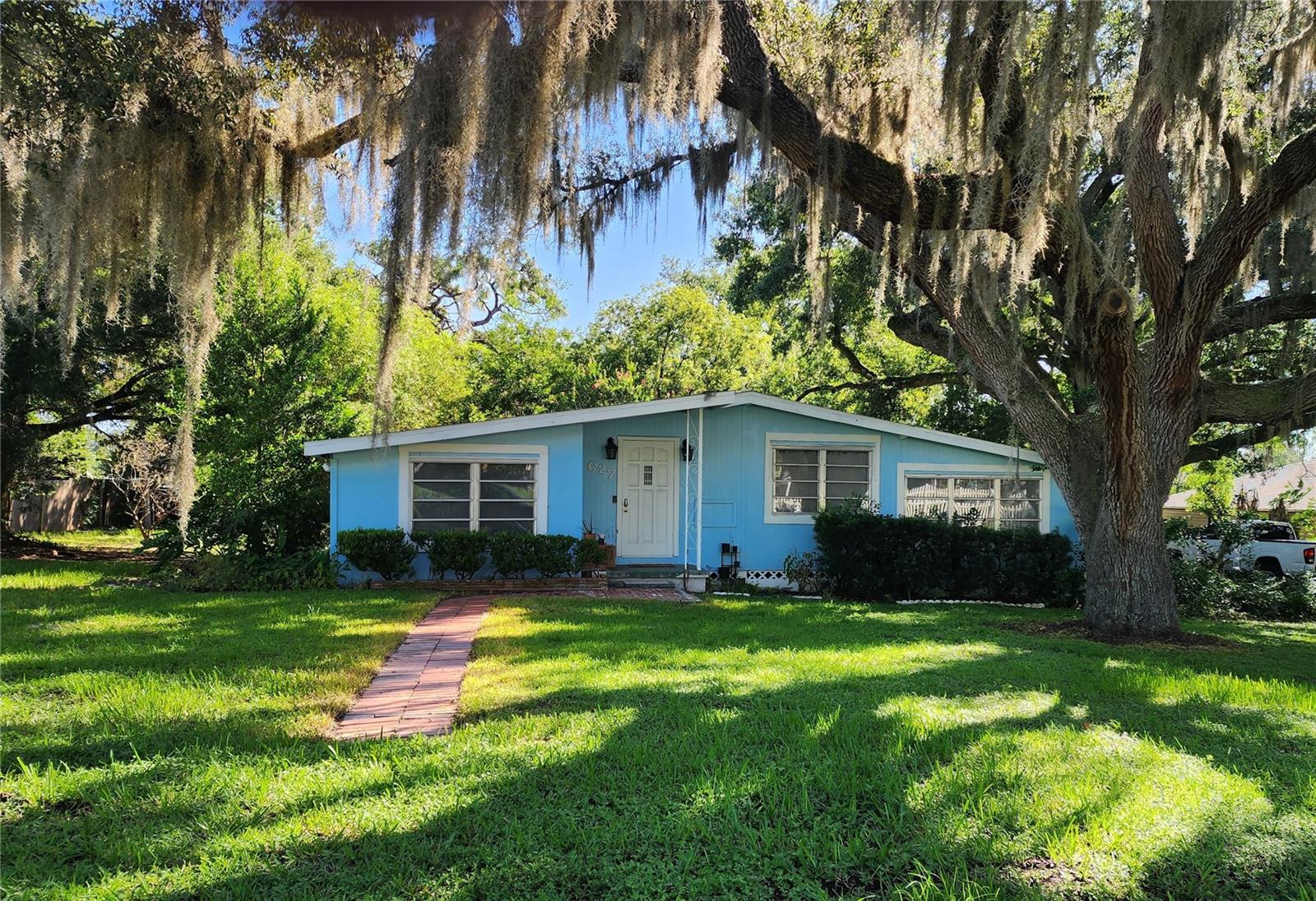 Photo of 627 WARNER STREET GROVELAND FL 34736