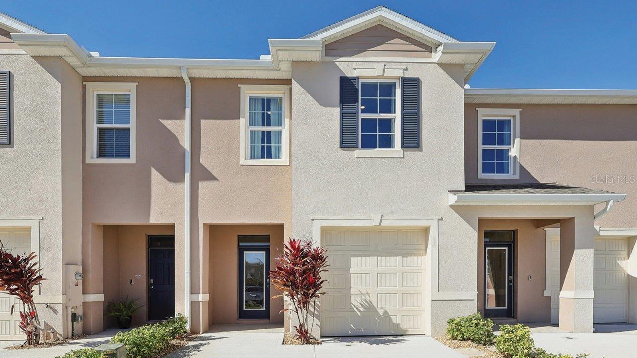 Photo of 2570 OLYMPIC COURT DAVENPORT FL 33837