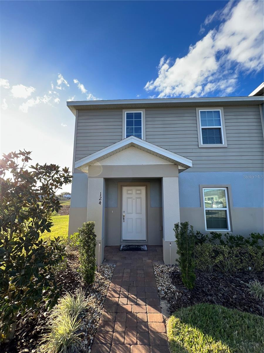 Photo of 124 PRIMROSE DRIVE DAVENPORT FL 33837
