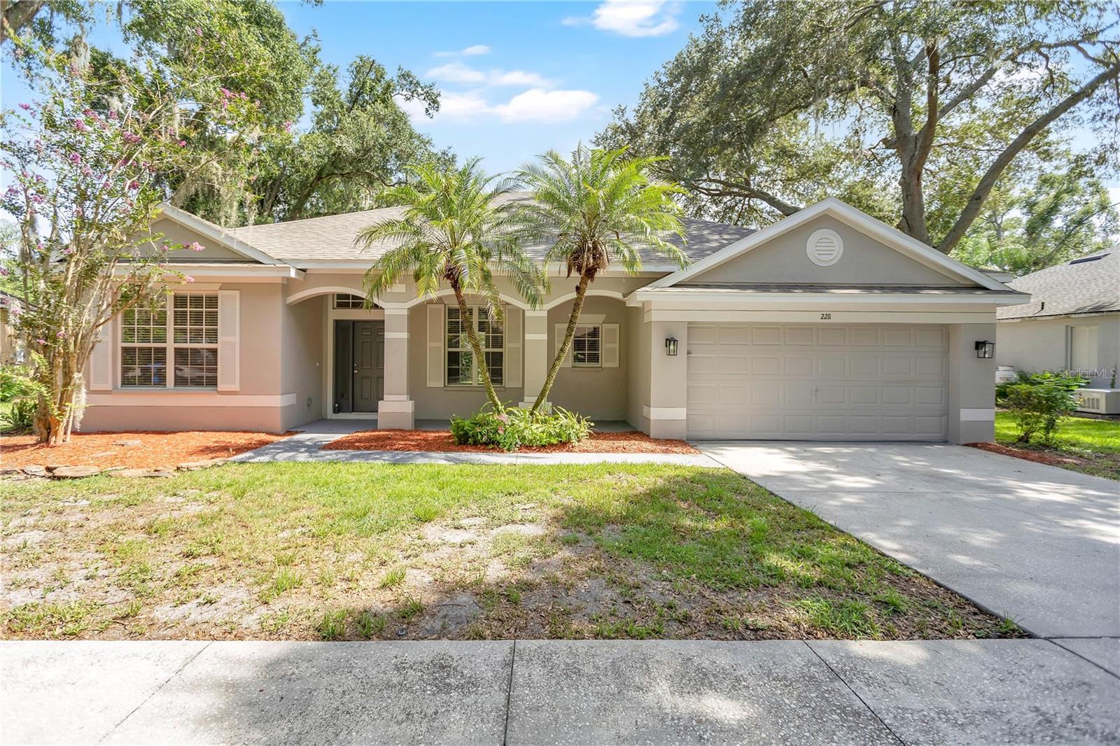 Photo of 2211 MOUNTAIN MEADOW WAY VALRICO FL 33594