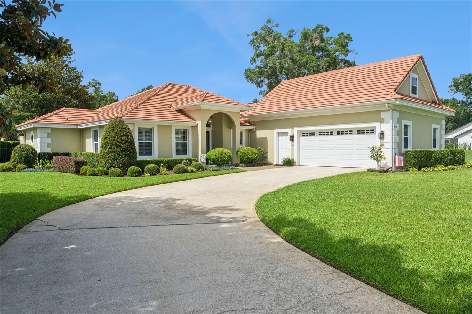 Photo of 1609 MAJESTIC OAK DRIVE APOPKA FL 32712