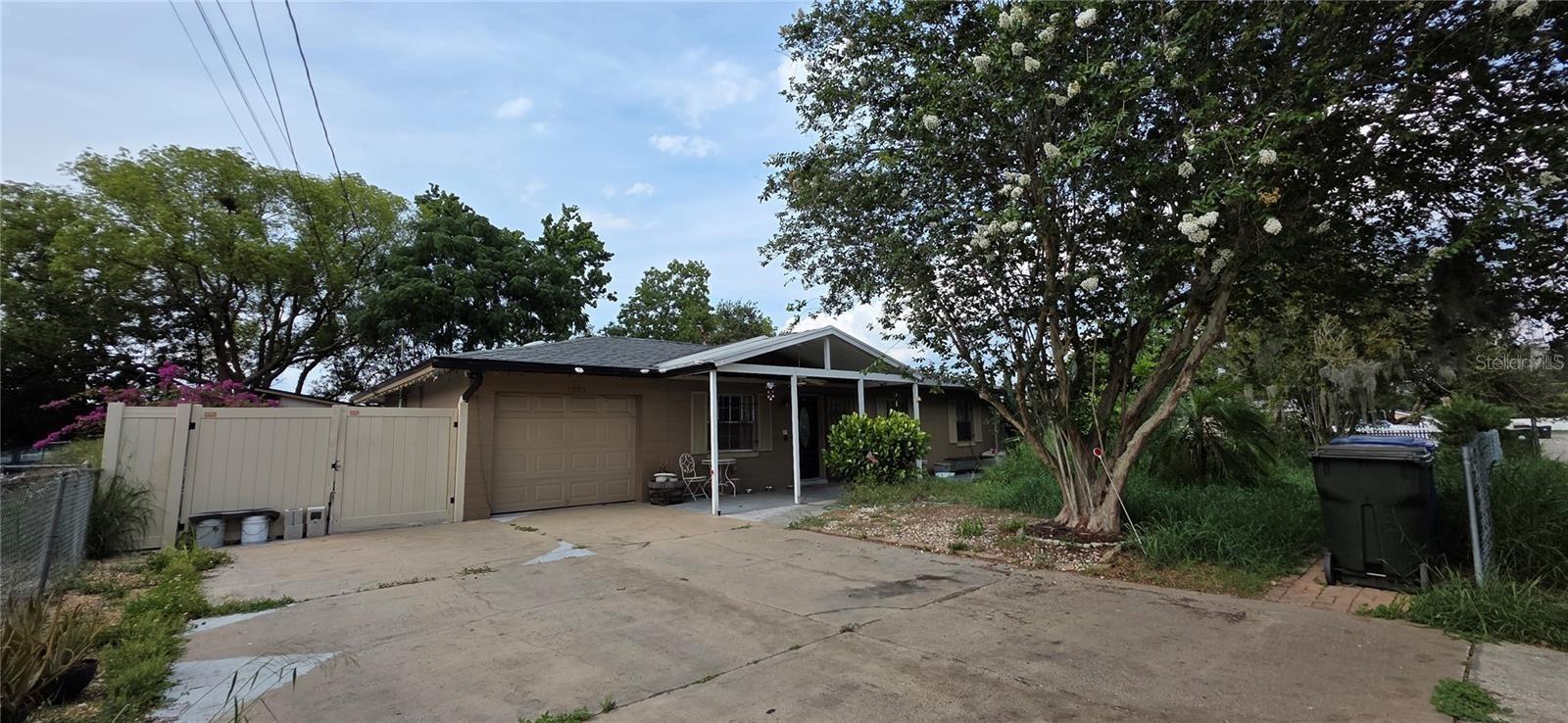 Photo of 1302 CENTER STREET OCOEE FL 34761