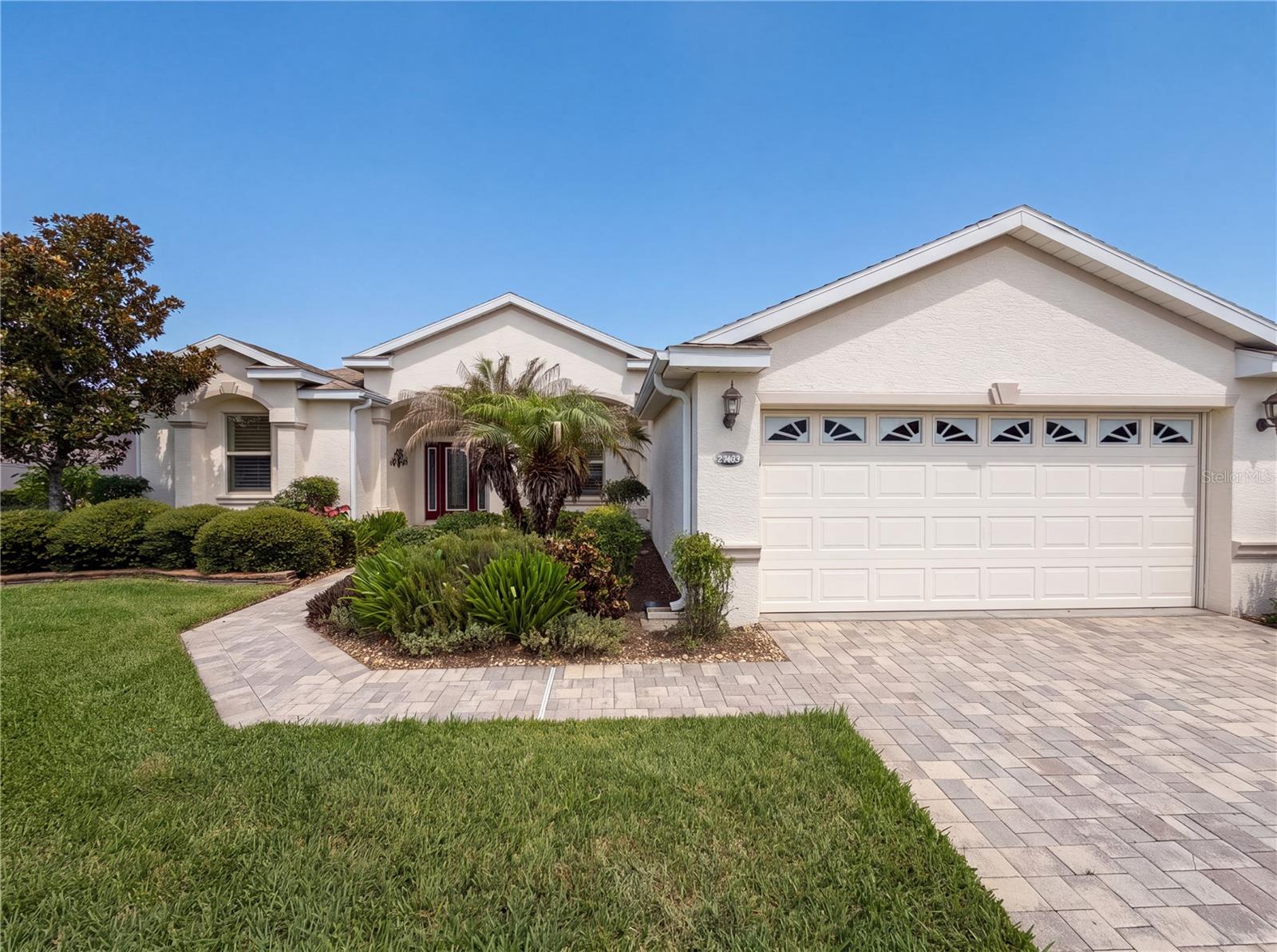 Photo of 27103 CAMERONS RUN LEESBURG FL 34748