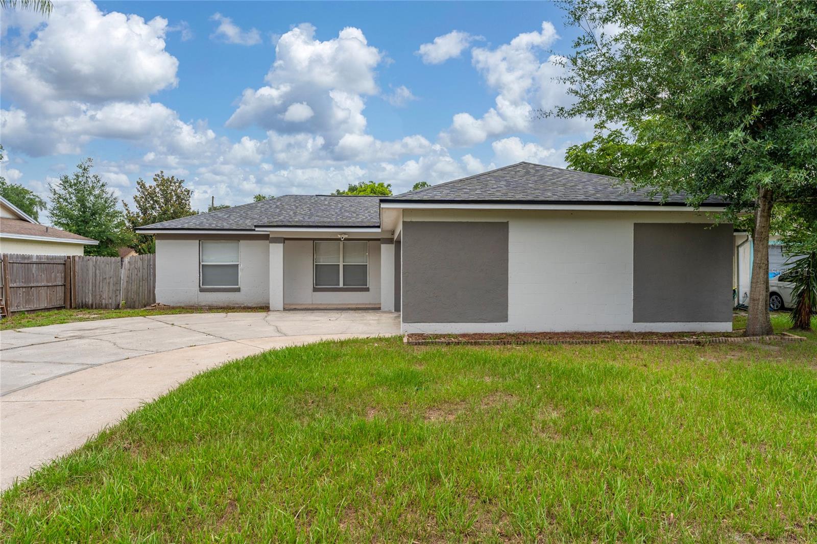 Photo of 631 STANFORD DRIVE ALTAMONTE SPRINGS FL 32714