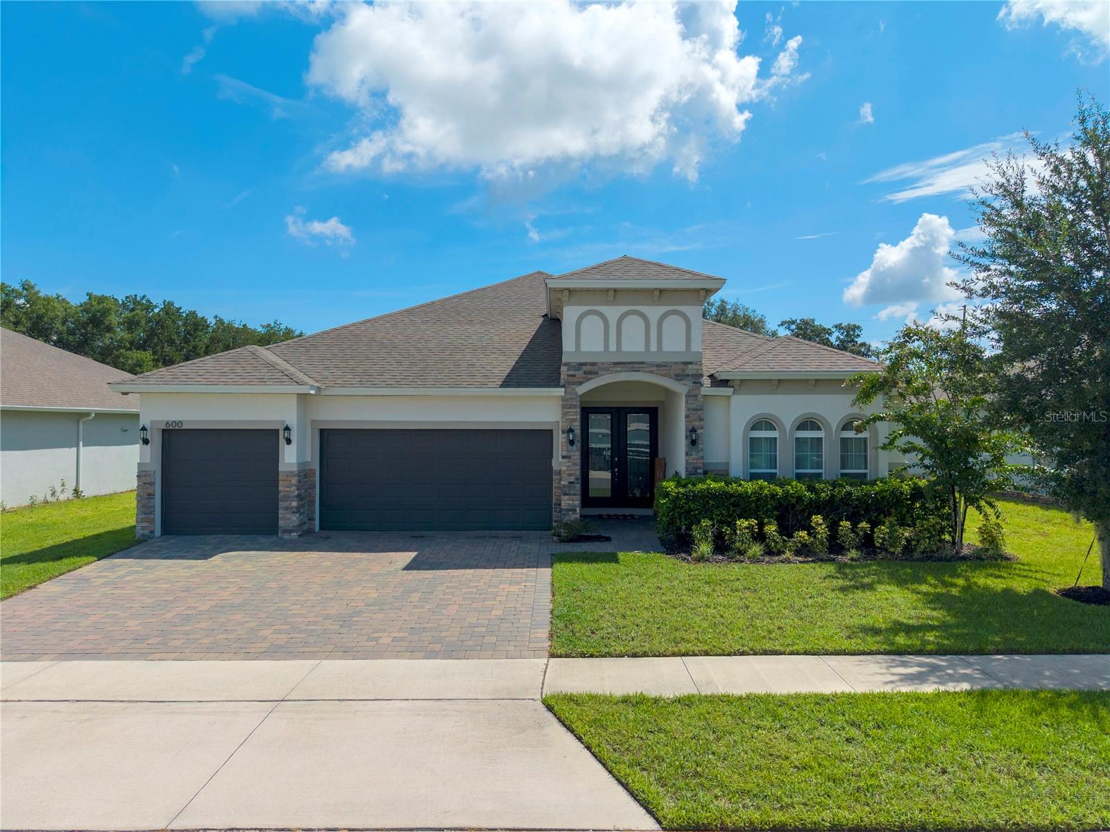 Photo of 600 AVILA PLACE HOWEY IN THE HILLS FL 34737