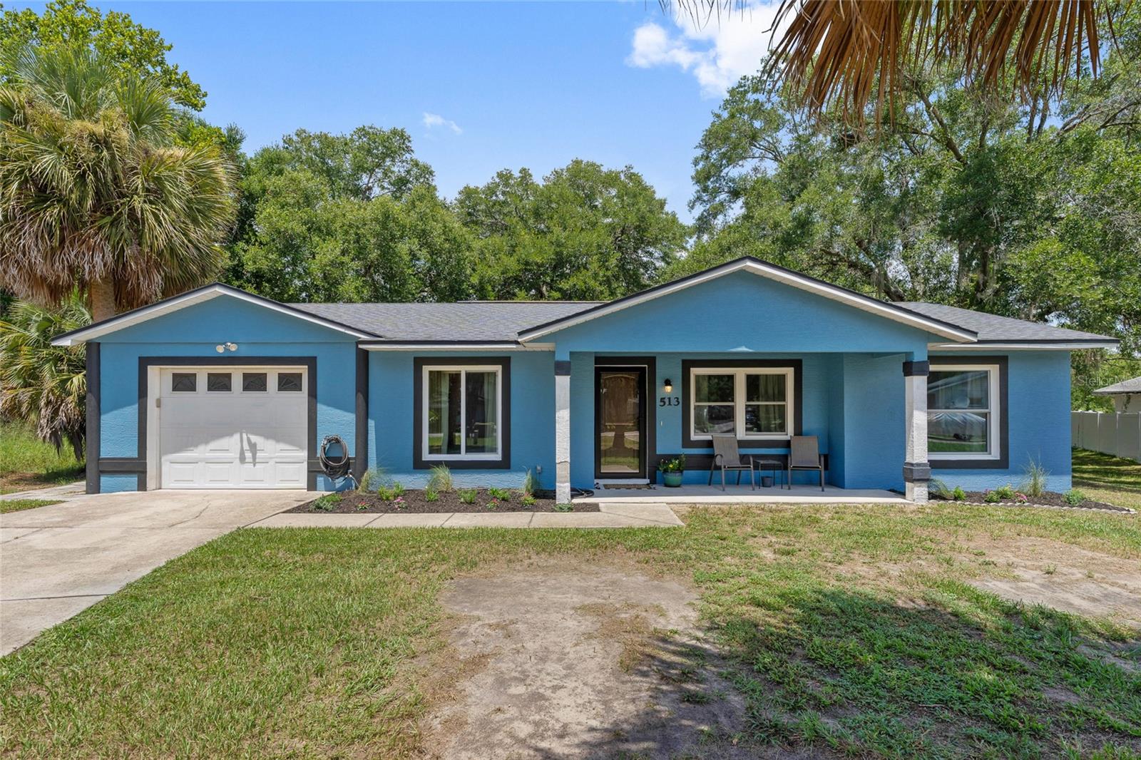 Photo of 513 DOROTHY CIRCLE EUSTIS FL 32726