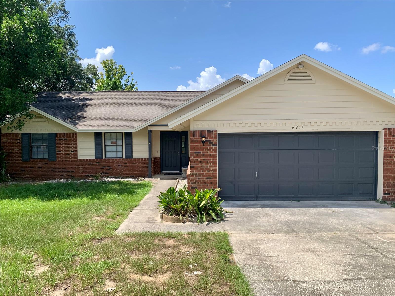 Photo of 6914 THOUSAND OAKS ROAD ORLANDO FL 32818