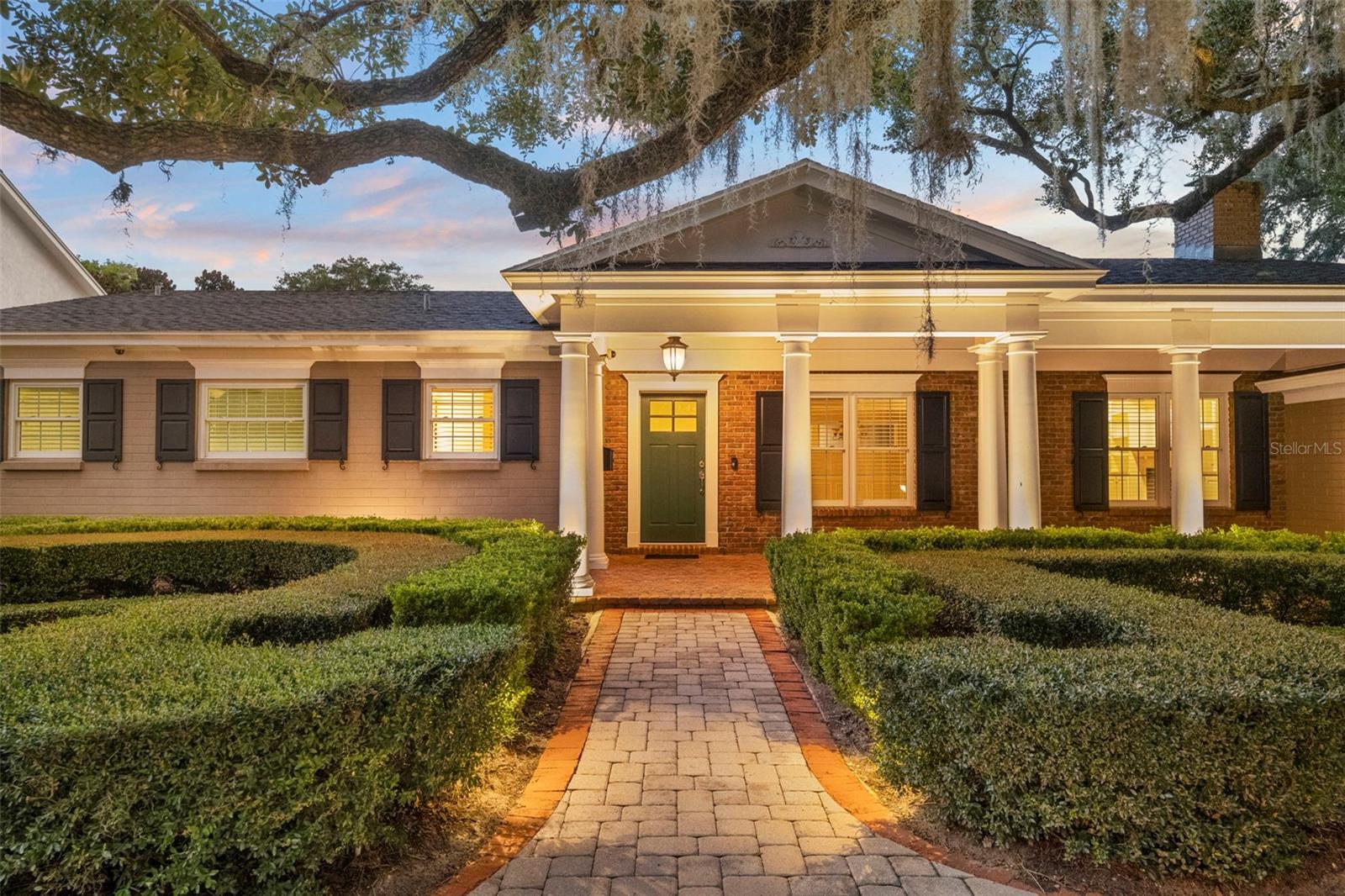 Photo of 2410 LAKE SHORE DRIVE ORLANDO FL 32803