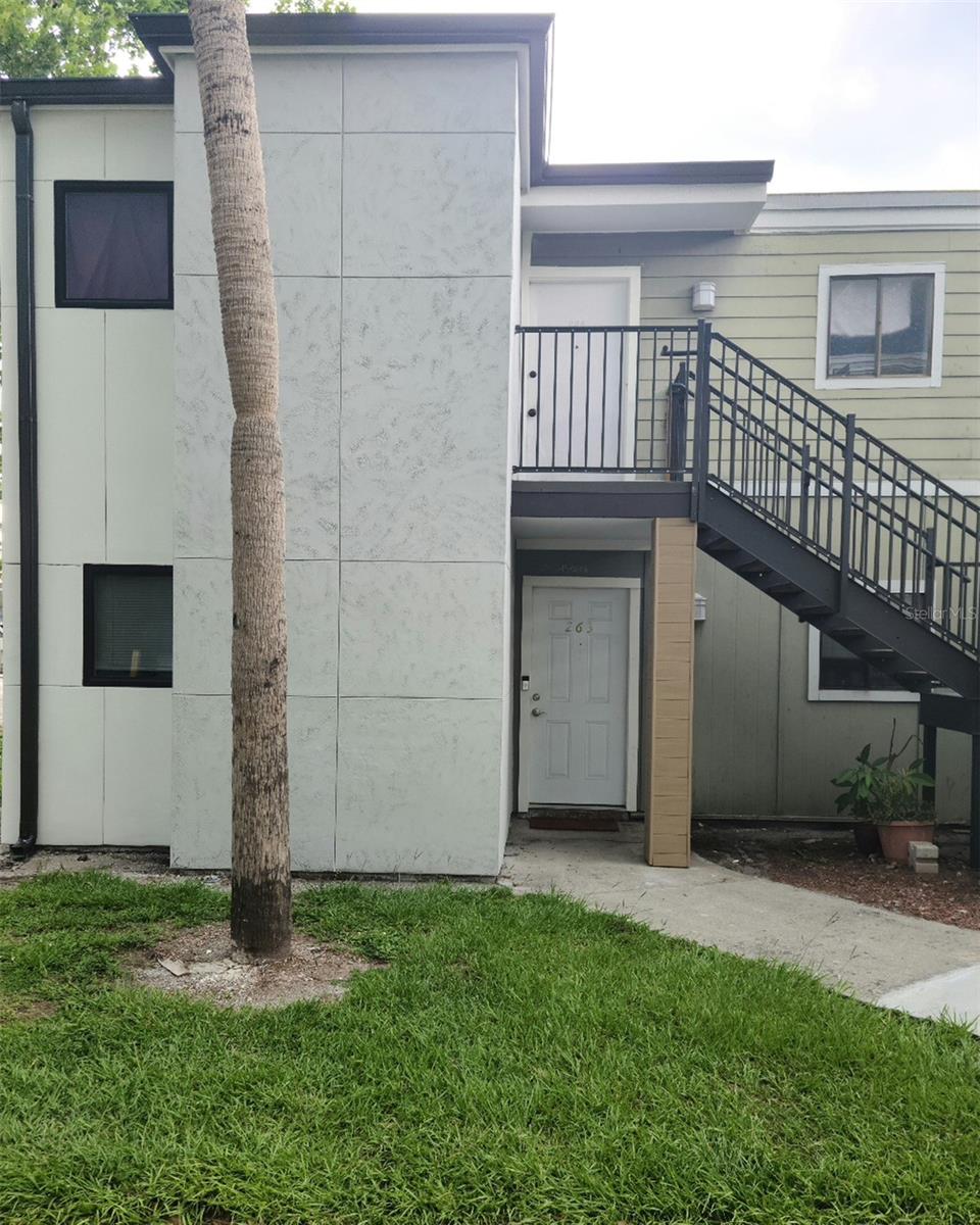 Photo of 263 SCOTTSDALE SQUARE #263 WINTER PARK FL 32792