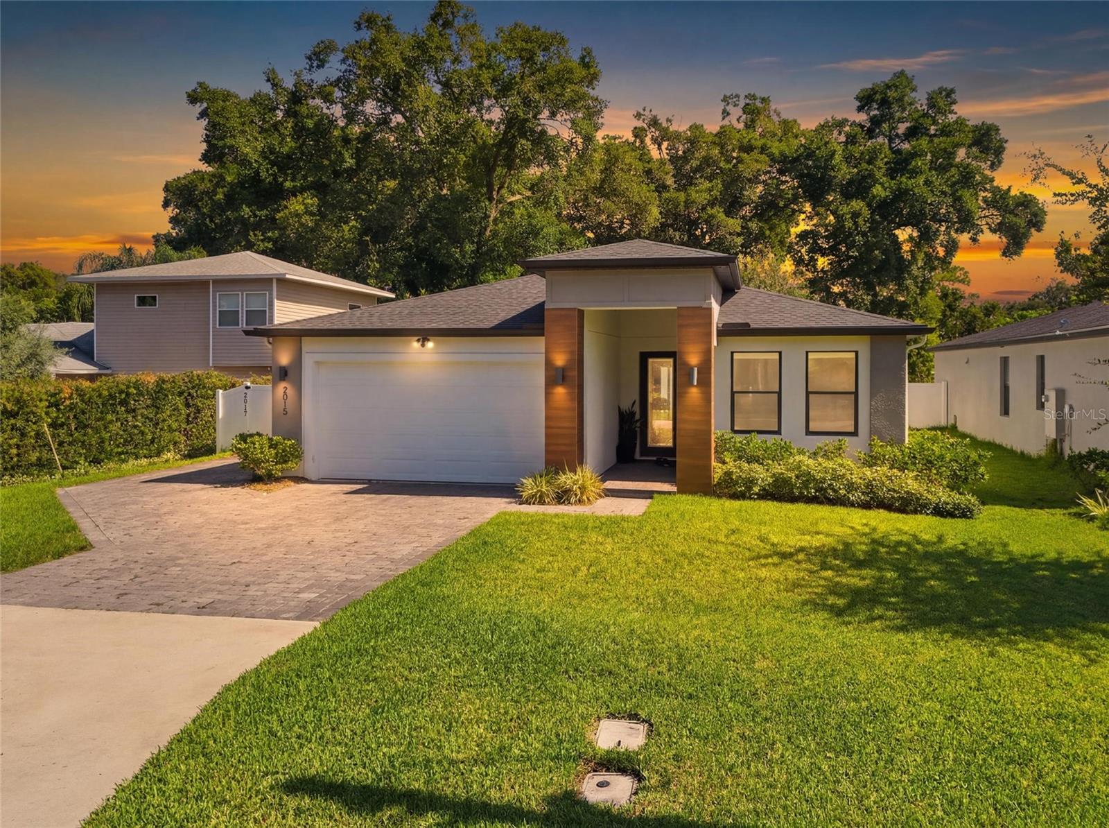 Photo of 2015 E KALEY AVENUE ORLANDO FL 32806