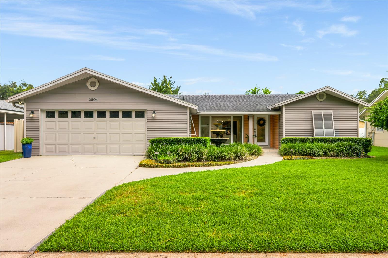 Photo of 2504 FORFARSHIRE DRIVE WINTER PARK FL 32792