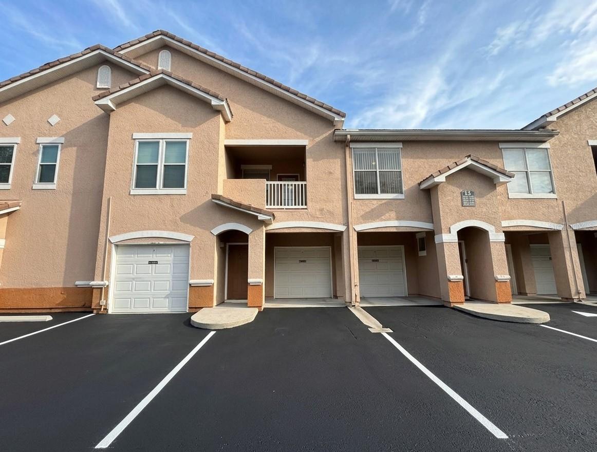 Photo of 10412 VILLA VIEW CIRCLE #10412 TAMPA FL 33647