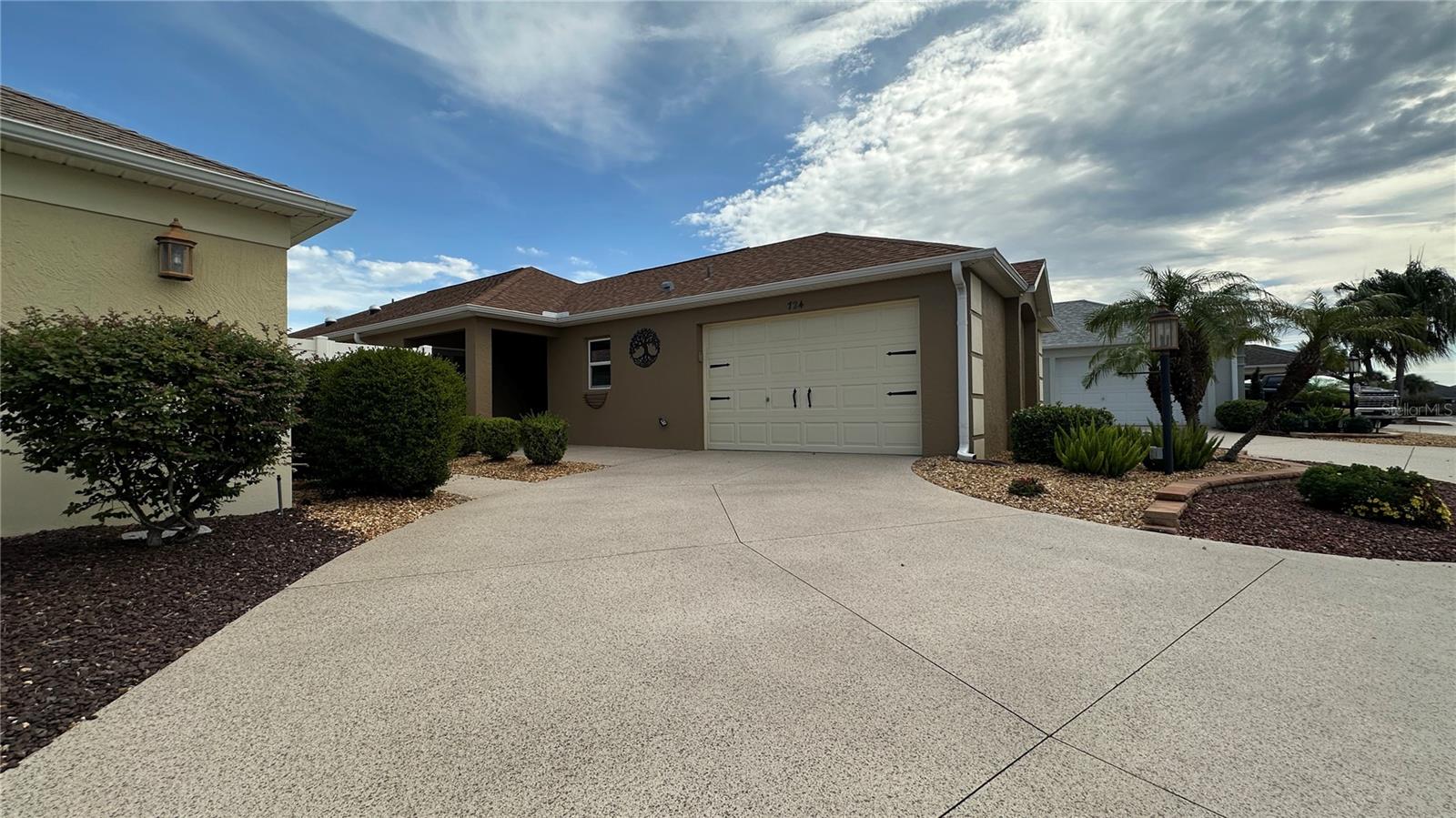 Photo of 724 YAGER LANE THE VILLAGES FL 32163