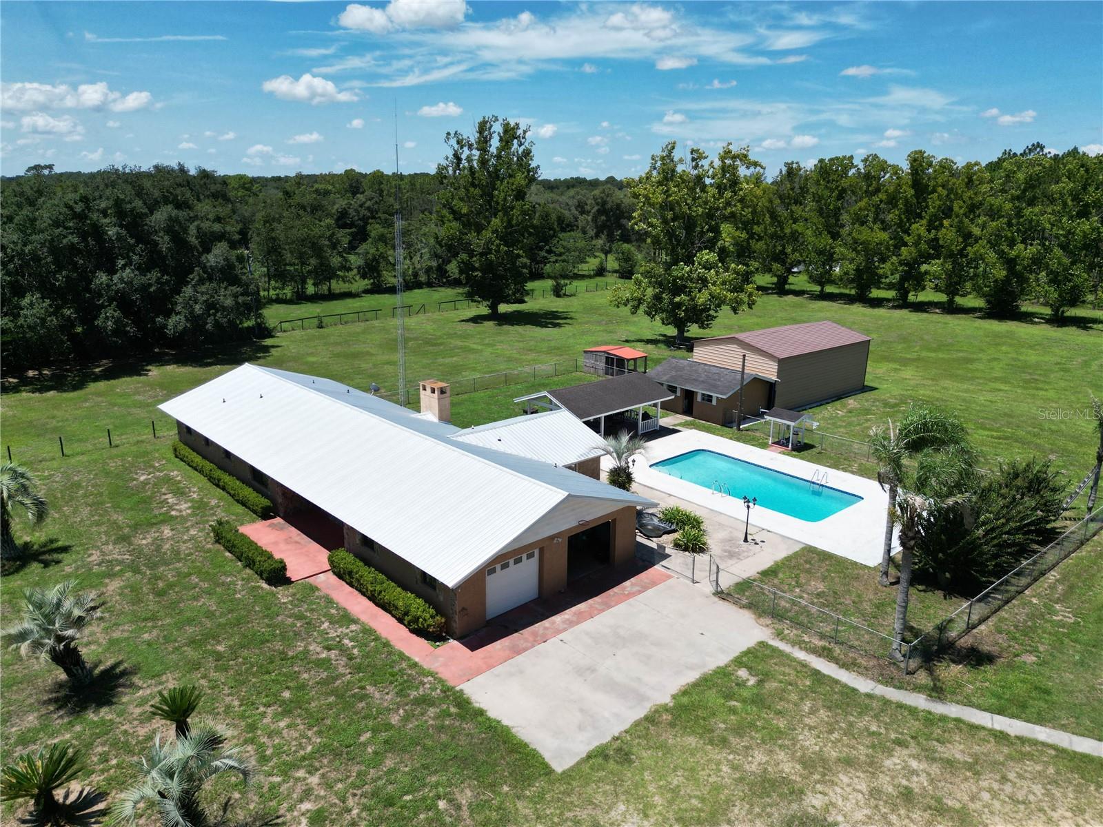 Photo of 12776 SE 87TH TERRACE BELLEVIEW FL 34420