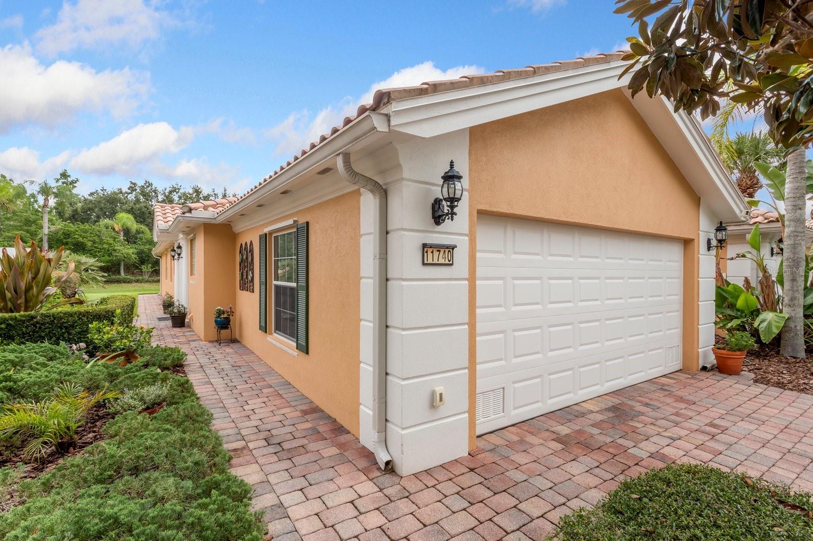 Photo of 11740 ASTILBE DRIVE ORLANDO FL 32827