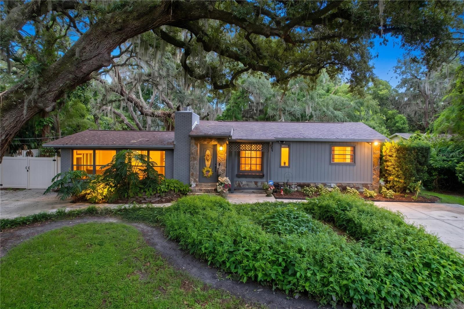 Photo of 11805 N 51ST STREET TEMPLE TERRACE FL 33617