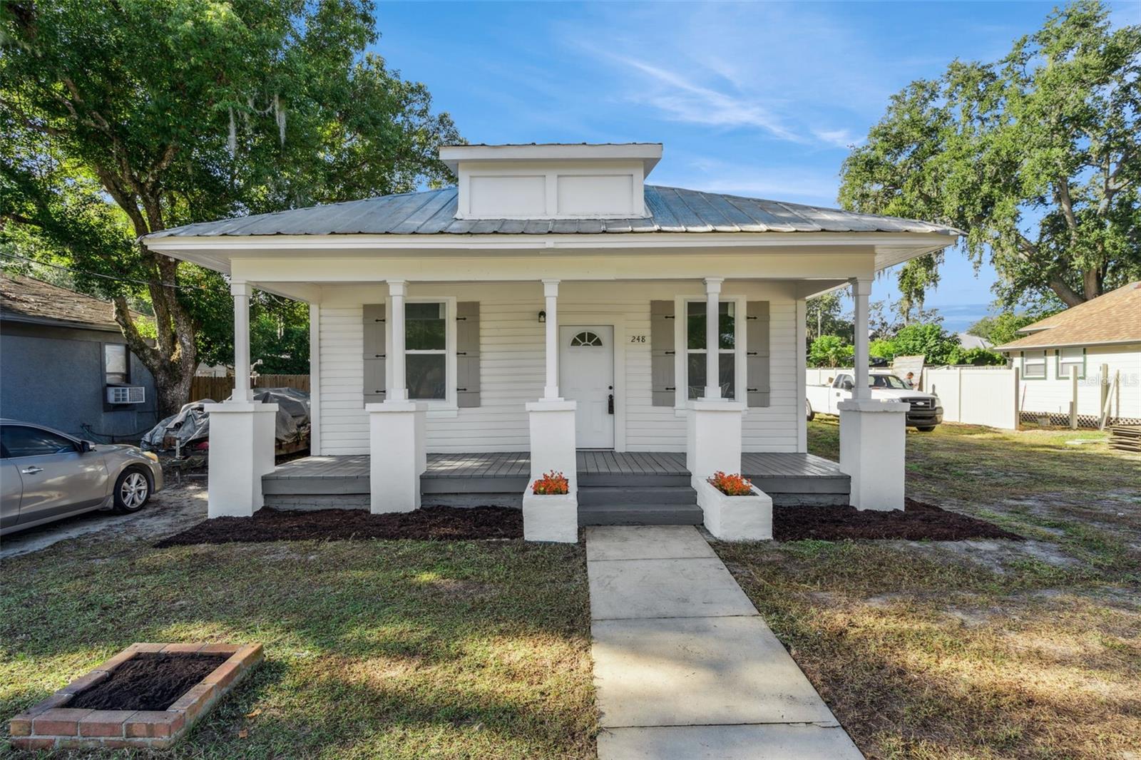 Photo of 248 E MAGNOLIA STREET GROVELAND FL 34736