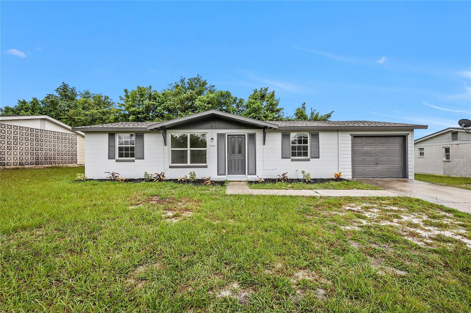 Photo of 2925 ELKCAM BOULEVARD DELTONA FL 32738