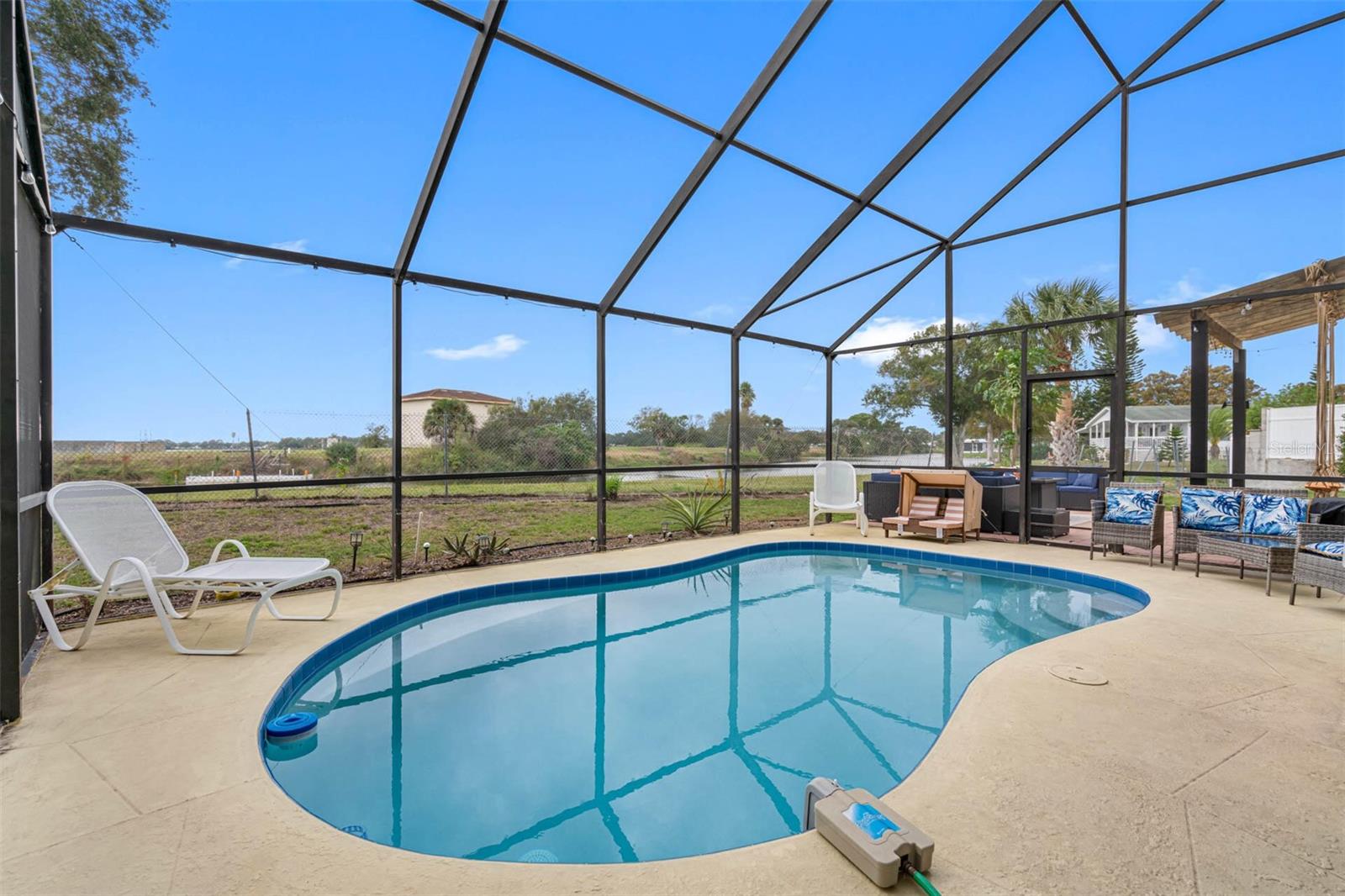 Photo of 12692 PINEWAY DRIVE LARGO FL 33773