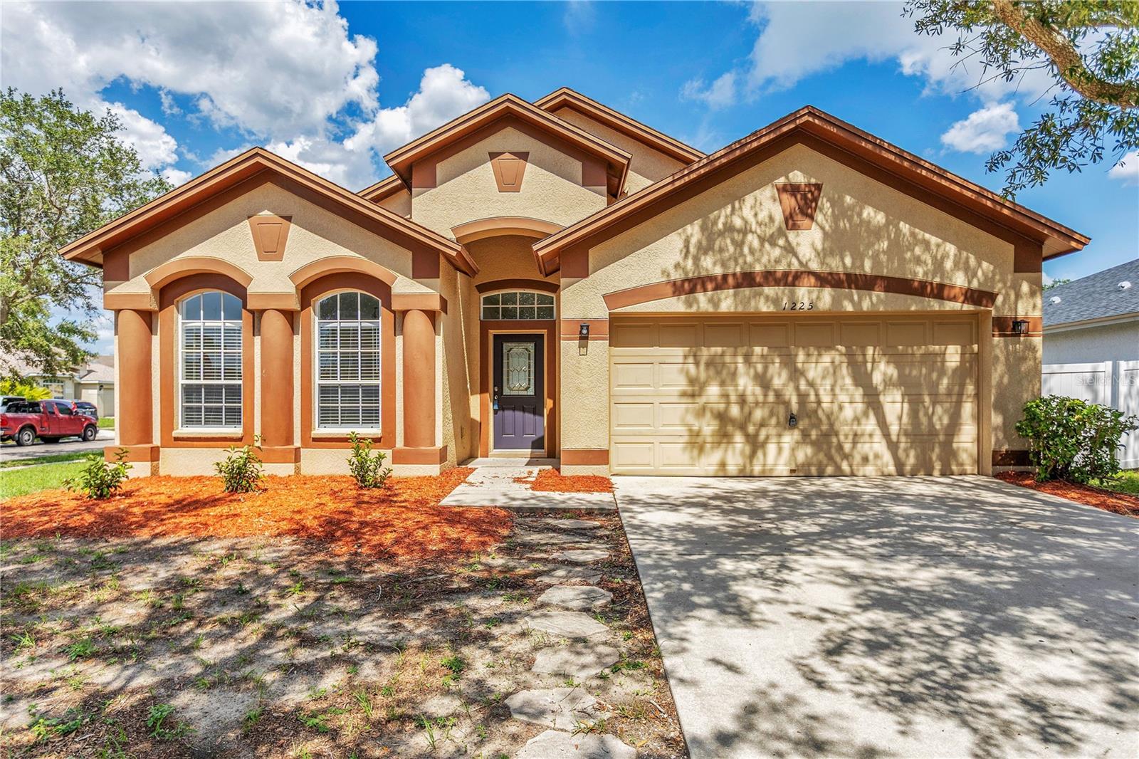Photo of 1225 BARCLAY WOOD DRIVE RUSKIN FL 33570