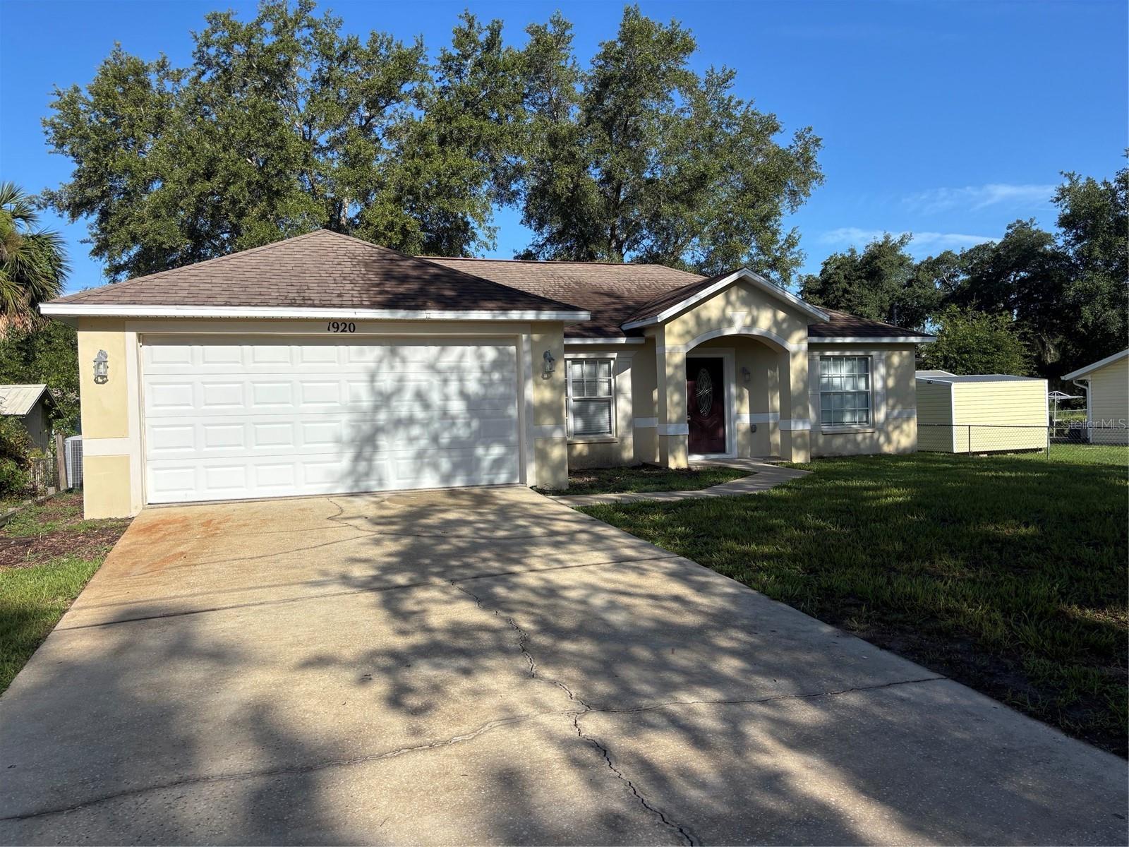 Photo of 1920 CALLE ALTO VISTA DELAND FL 32724
