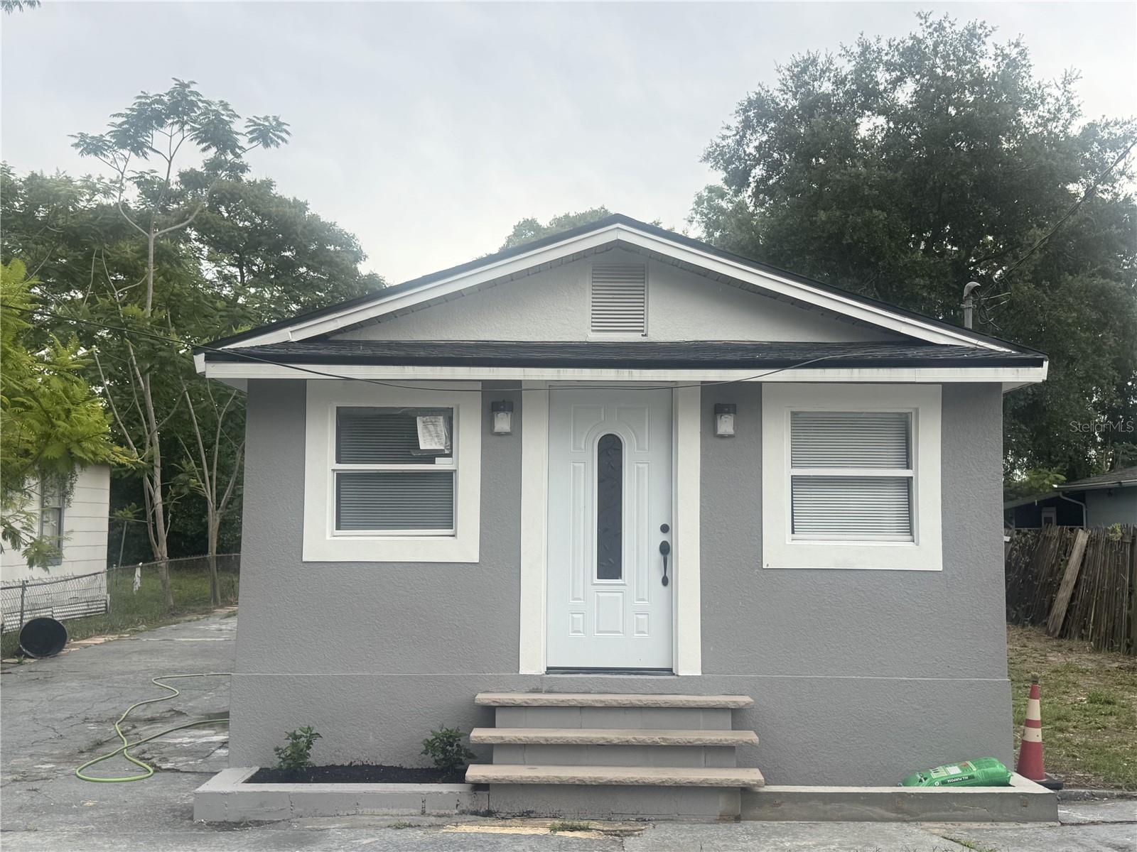 Photo of 425 S OBSERVATORY DRIVE ORLANDO FL 32835