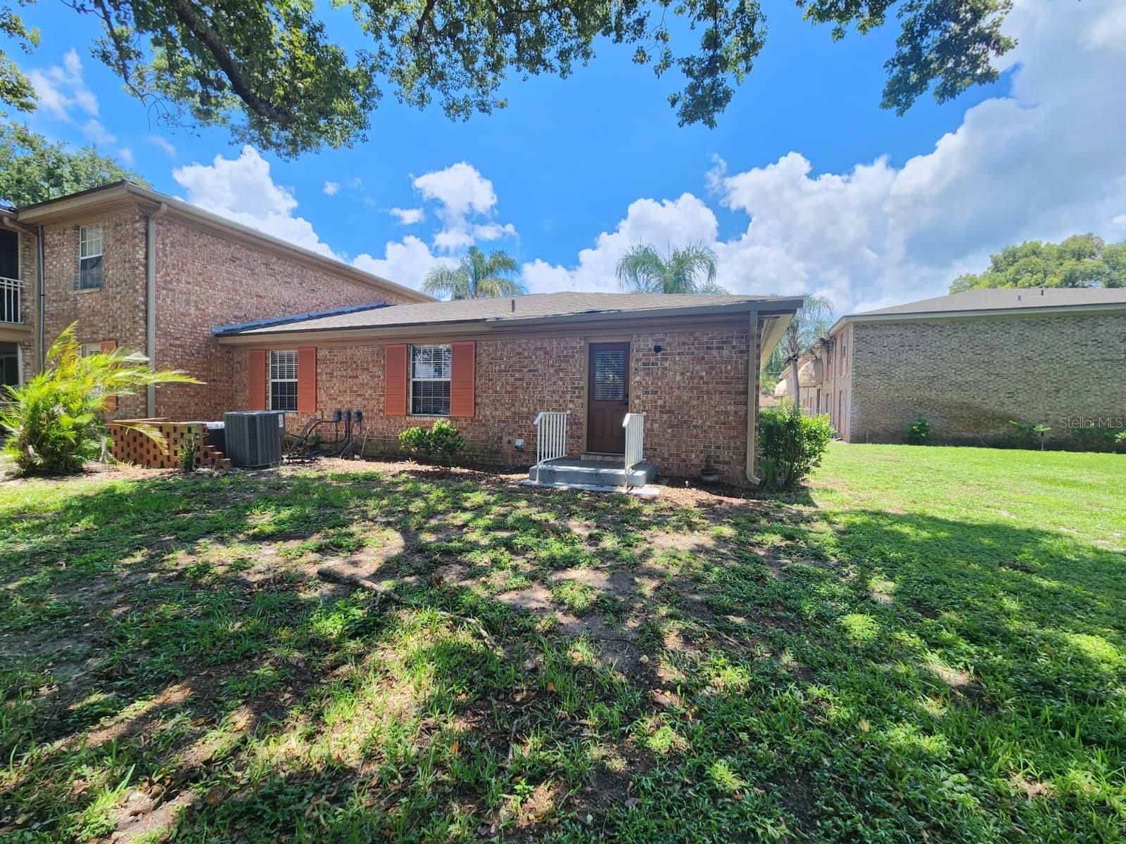 Photo of 416 BANYON TREE CIRCLE #108 MAITLAND FL 32751