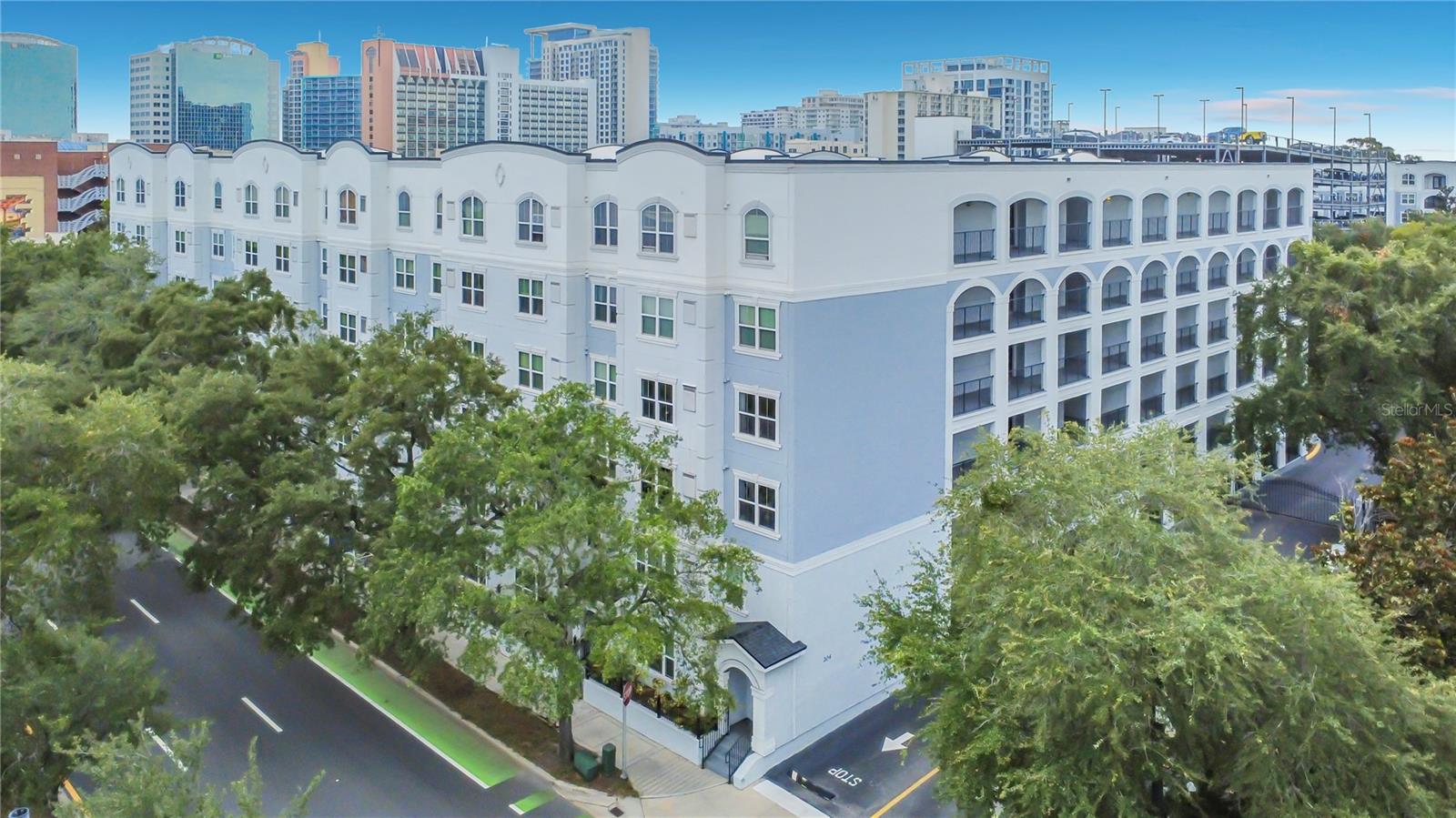 Photo of 202 E SOUTH STREET #4040 ORLANDO FL 32801
