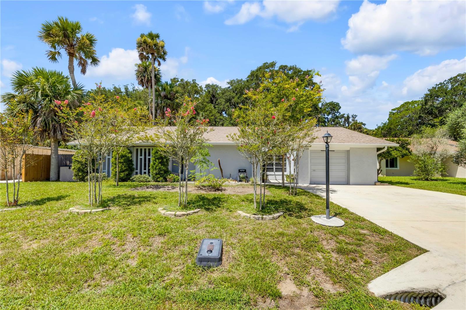 Photo of 19 CROMPTON PLACE PALM COAST FL 32137