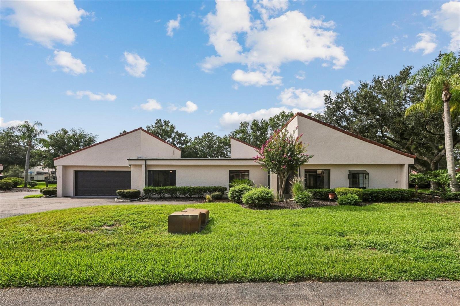 Photo of 107 SEVILLE COURT PLANT CITY FL 33566