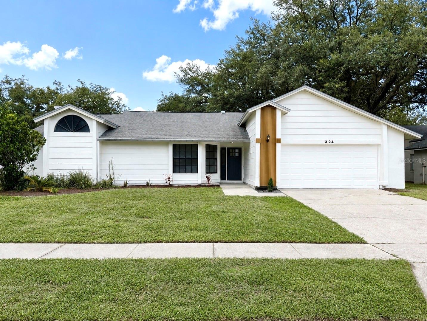 Photo of 324 RINGWOOD CIRCLE WINTER SPRINGS FL 32708