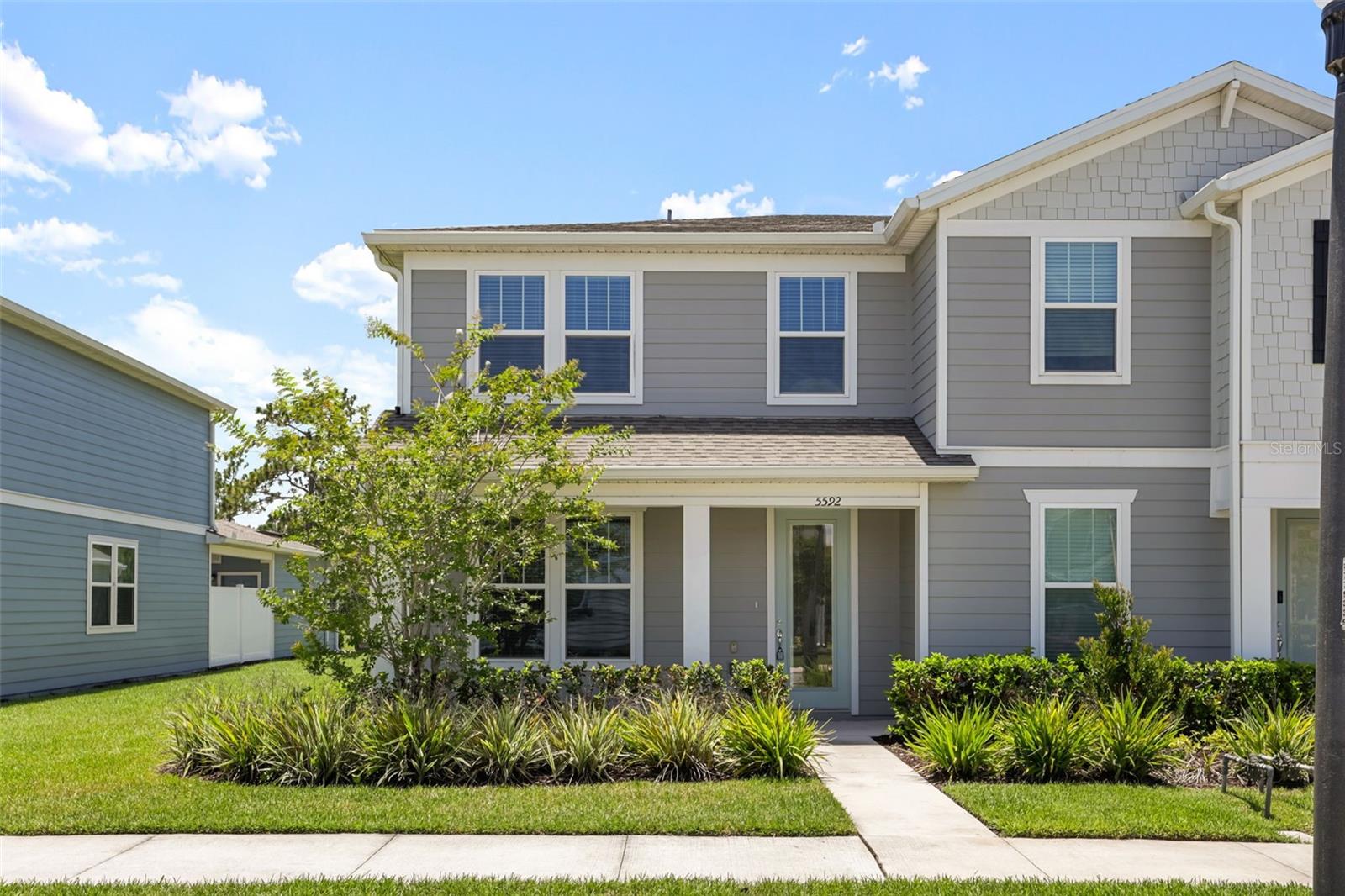 Photo of 5592 PINELAND RUN ORLANDO FL 32829