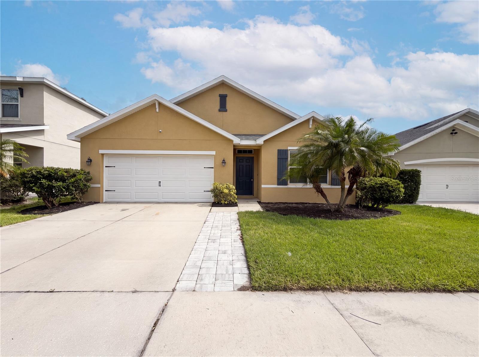 Photo of 16415 TREASURE POINT DRIVE WIMAUMA FL 33598