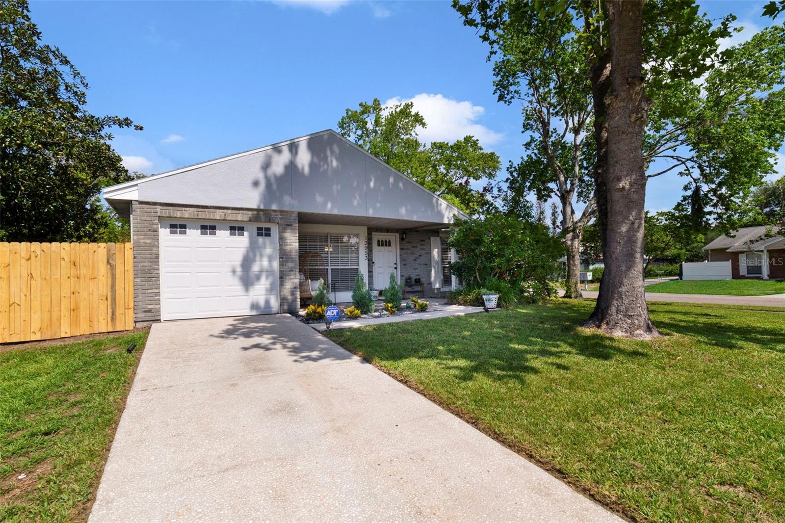 Photo of 13953 FOX MEADOW DRIVE ORLANDO FL 32826