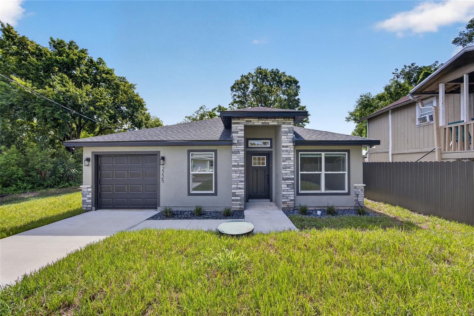 Photo of 2225 MCCARTHY AVENUE SANFORD FL 32771