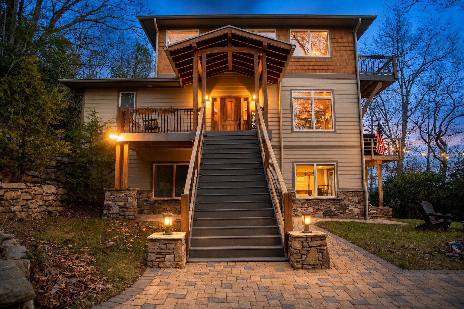 Photo of 425 FLAT TOP MOUNTAIN ROAD FAIRVIEW NC 28730