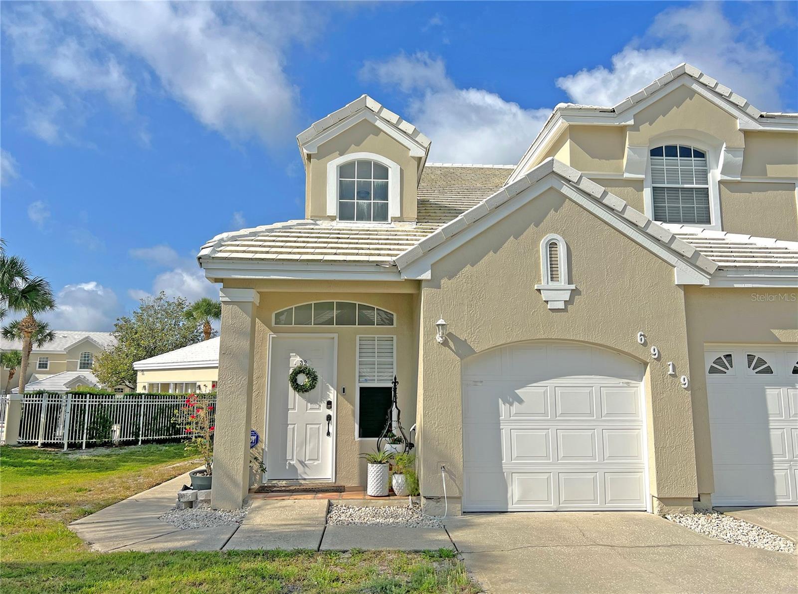 Photo of 6919 DELLA DRIVE #32 ORLANDO FL 32819