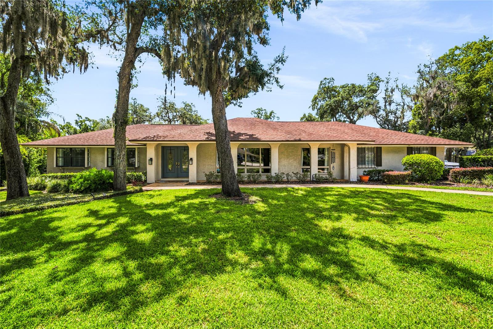 Photo of 111 LITTLE OAK LANE ALTAMONTE SPRINGS FL 32714