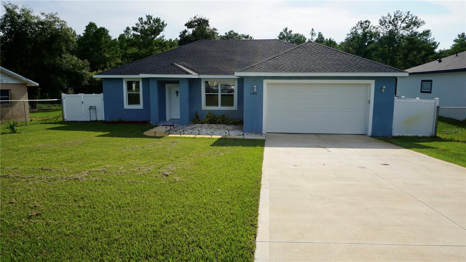 Photo of 32831 FOREST AVENUE LEESBURG FL 34788