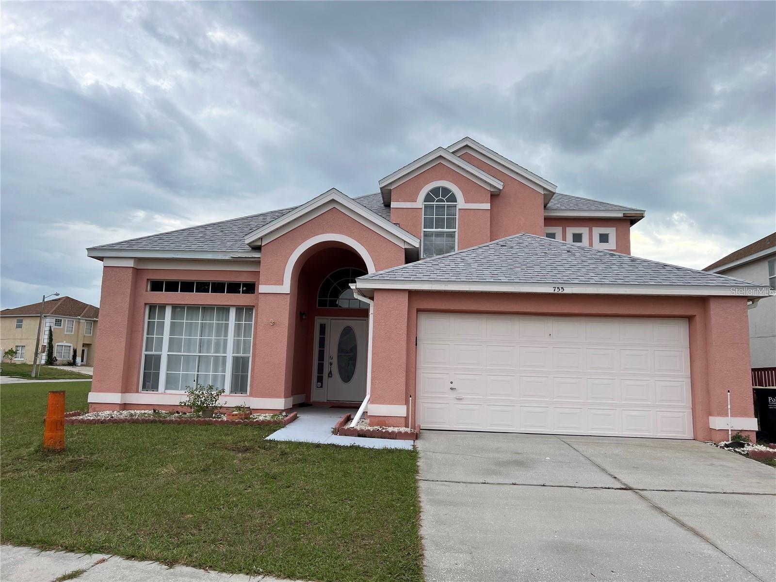 Photo of 755 RIGGS CIRCLE DAVENPORT FL 33897