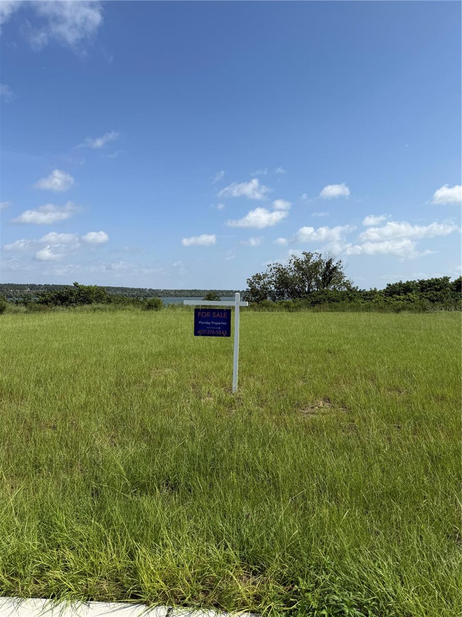 Photo of 2012 N OLD KILLARNY STREET WINTER GARDEN FL 34787