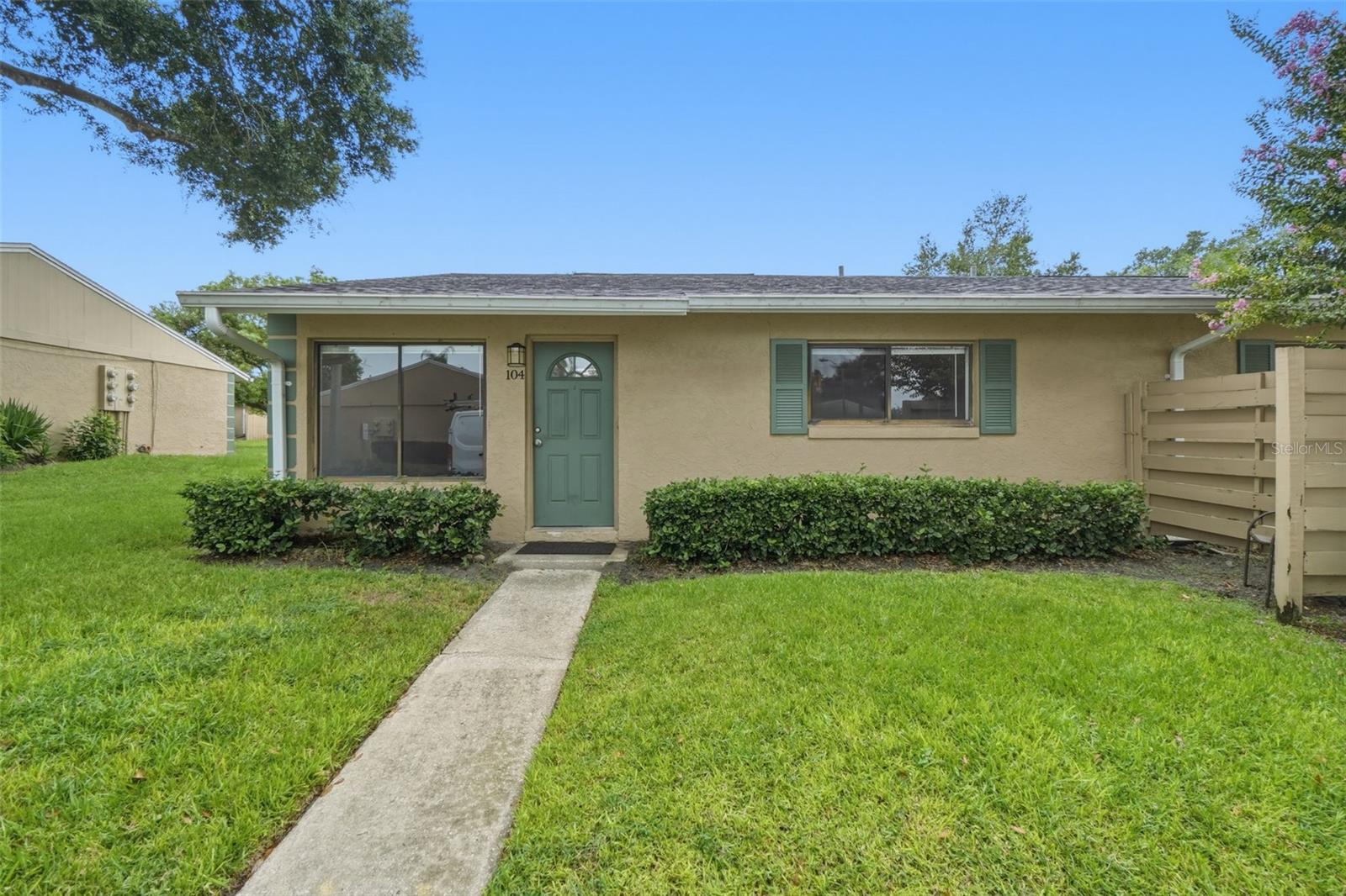 Photo of 220 CHEROKEE COURT #104 ALTAMONTE SPRINGS FL 32701