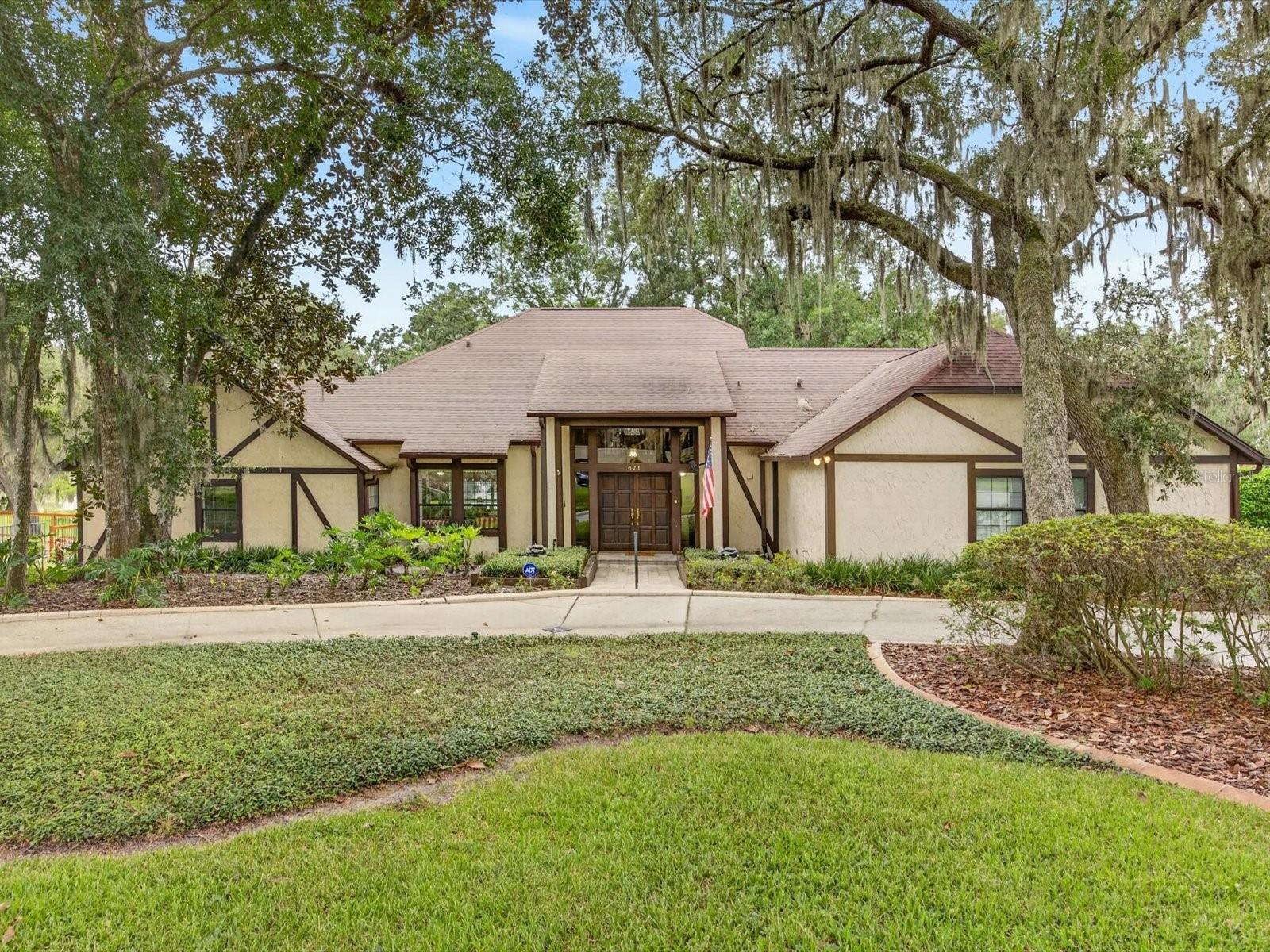 Photo of 671 QUIETWATER COVE ALTAMONTE SPRINGS FL 32701