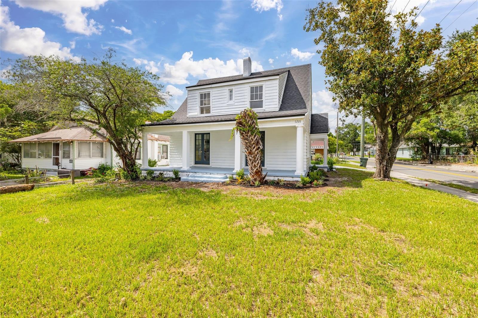 Photo of 1201 OAKHILL STREET LAKELAND FL 33815