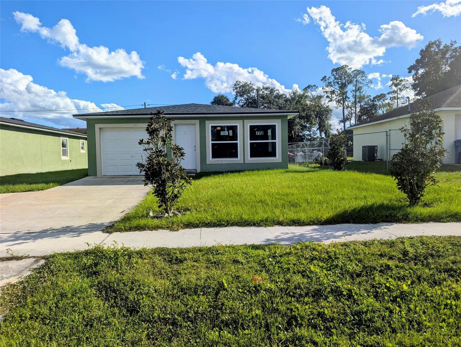 Photo of 776 E BROADWAY STREET OVIEDO FL 32765